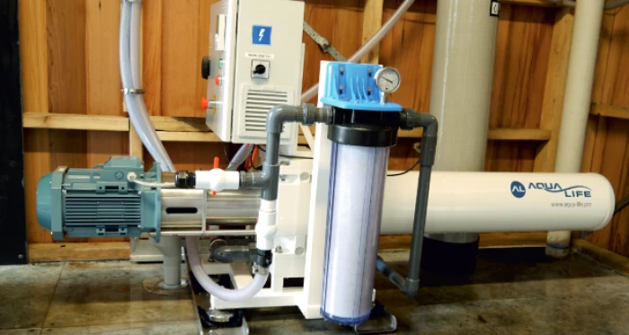 (Preview 2) SEAWATER DESALINATION UNIT WITH ENERGY RECOVERY SYSTEM (ELECTRIC MOTOR, PUMP, 